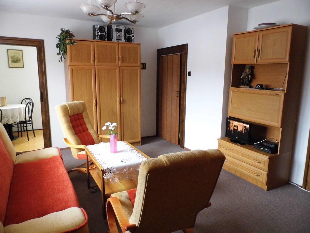 Apartment Na Prazske Vrchlabí Exterior foto